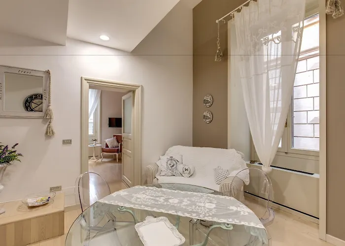 Daire Trevi Miracle Roma