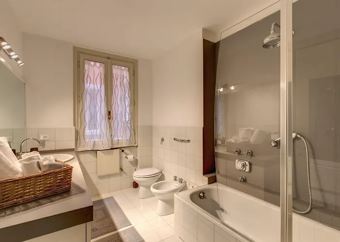 Trevi Miracle Daire Roma
